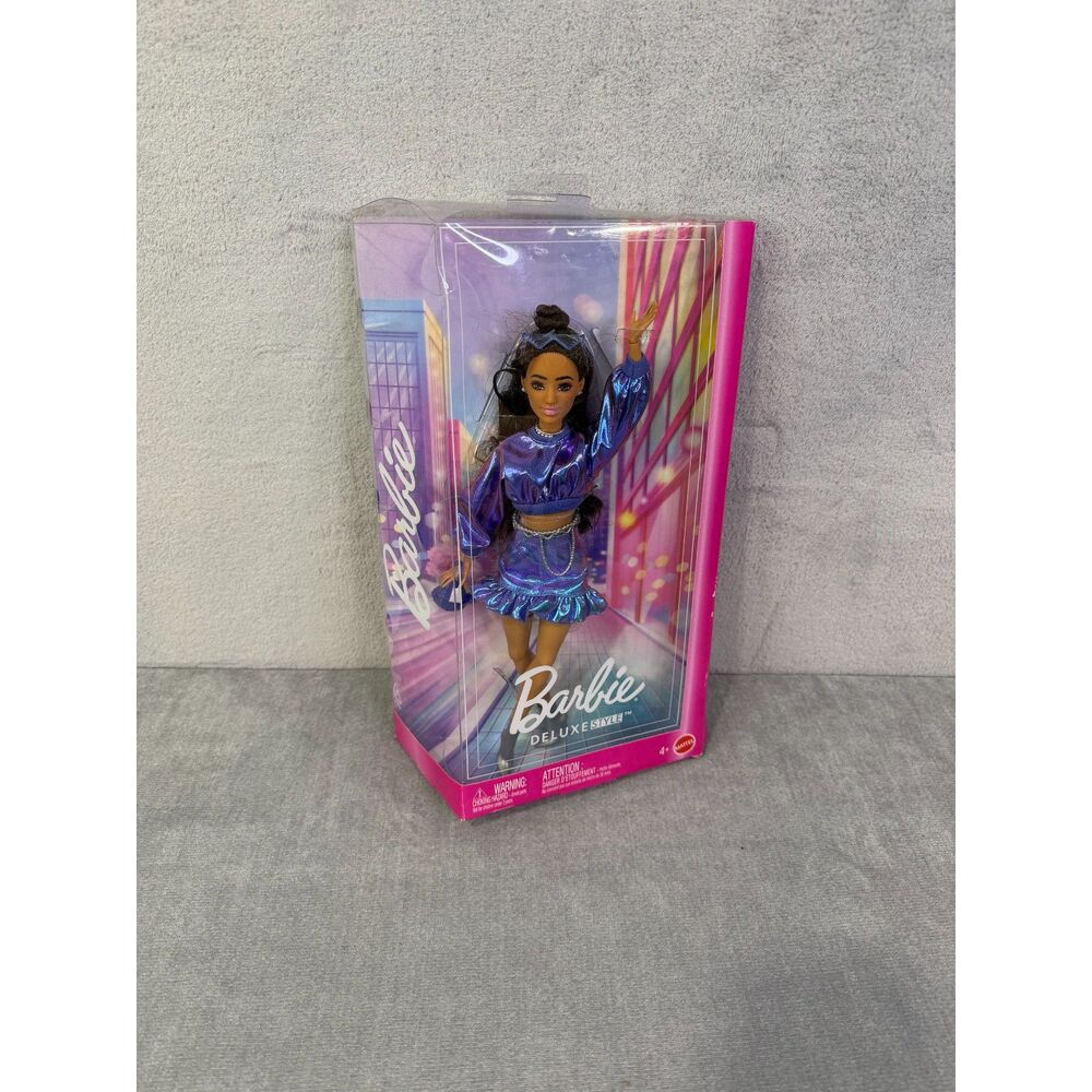 Deluxe Style Barbie - NEW